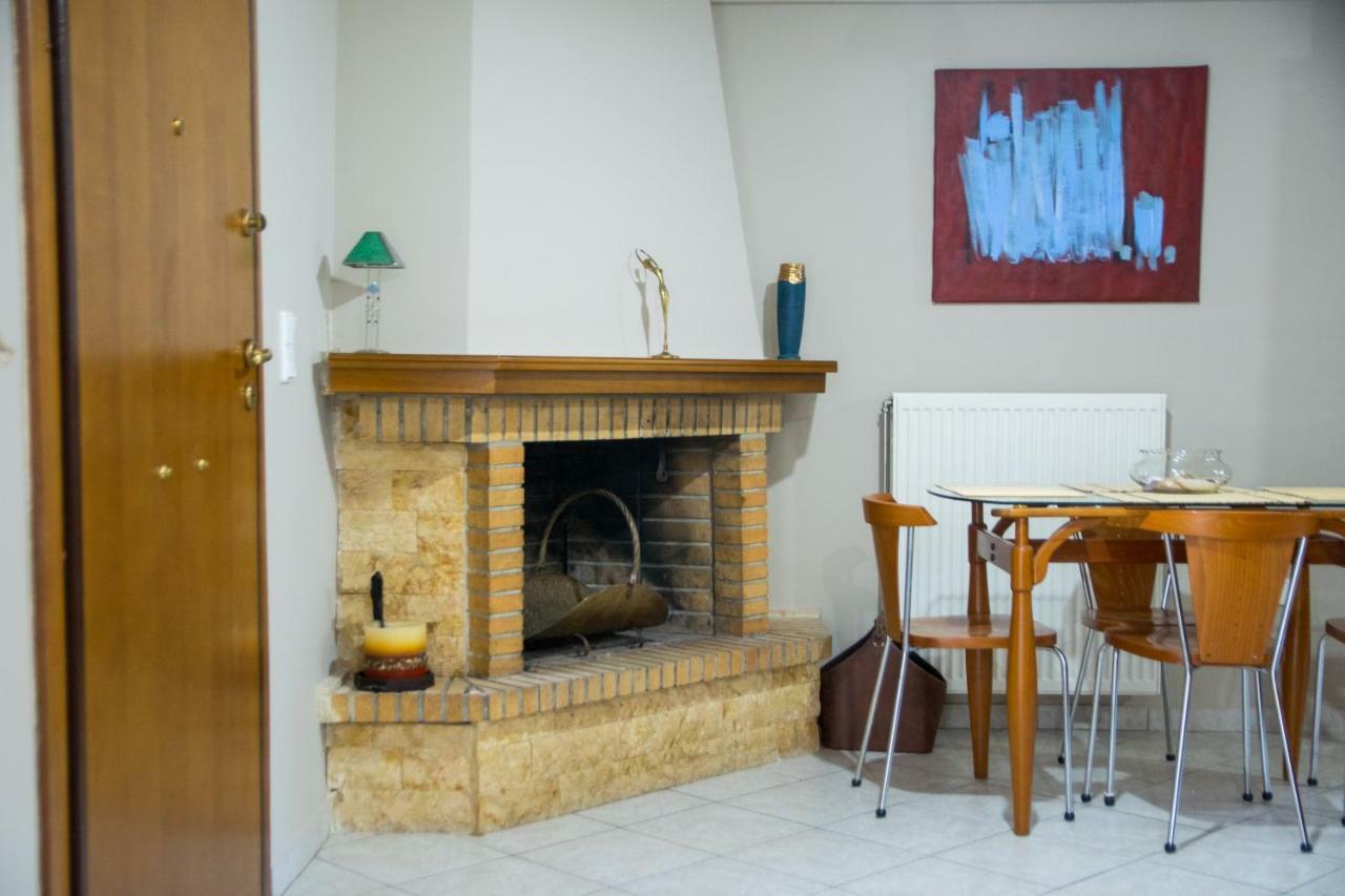 Betty'S Air+Port Sea Apartment Artemida  Exterior photo