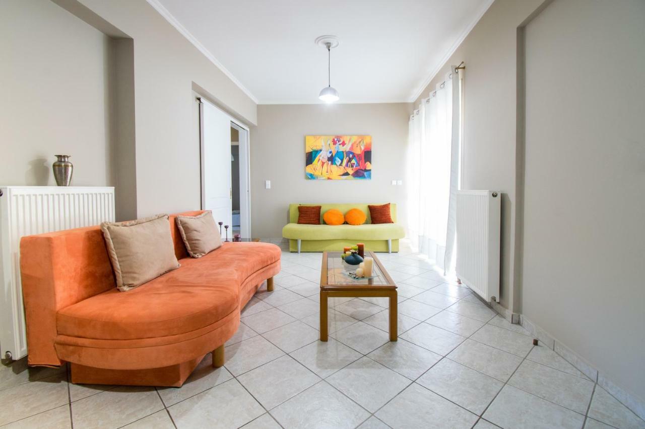 Betty'S Air+Port Sea Apartment Artemida  Exterior photo