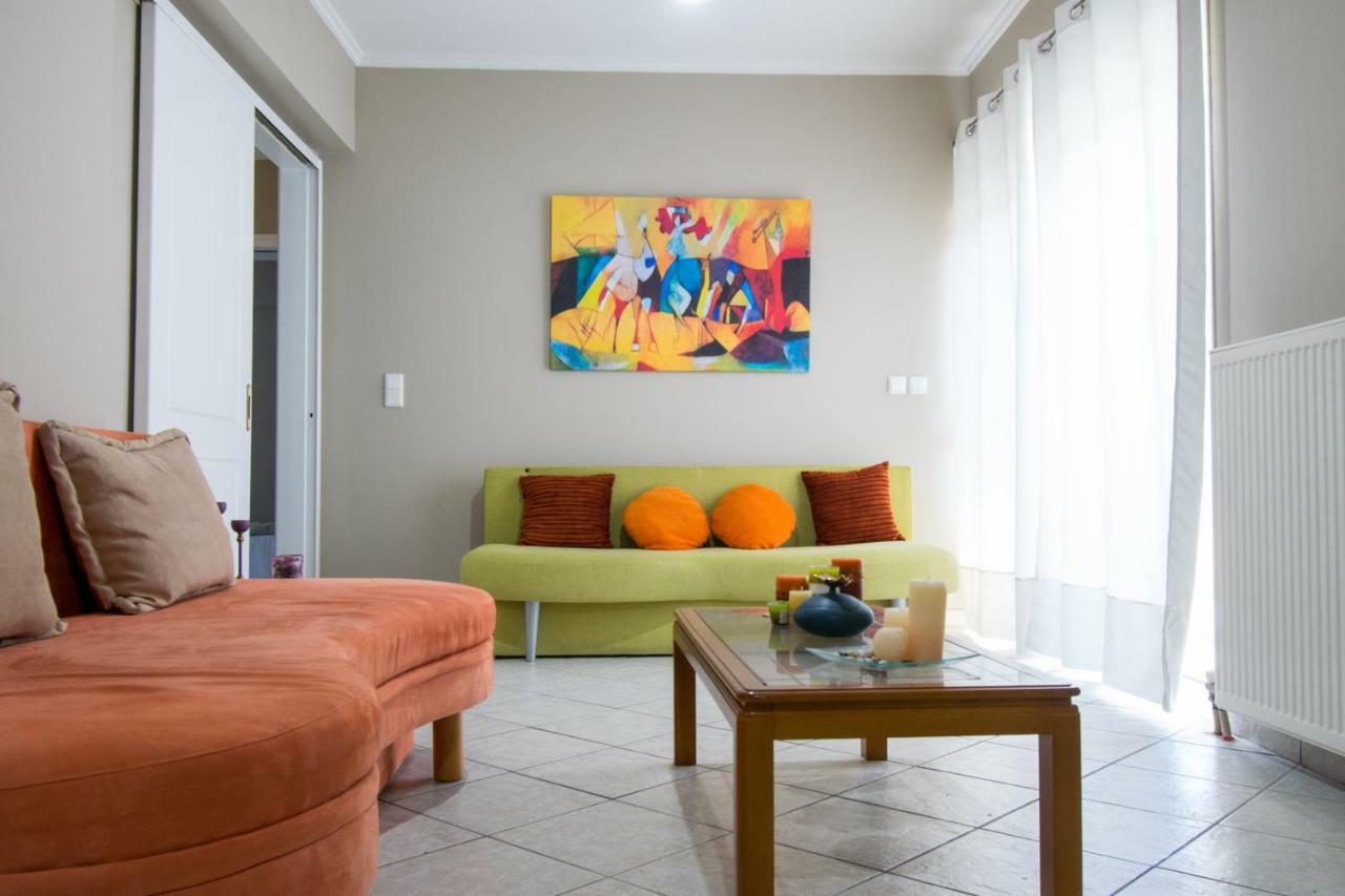 Betty'S Air+Port Sea Apartment Artemida  Exterior photo