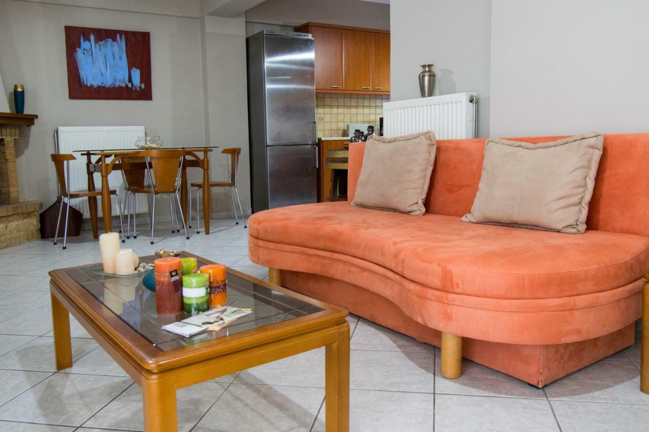 Betty'S Air+Port Sea Apartment Artemida  Exterior photo