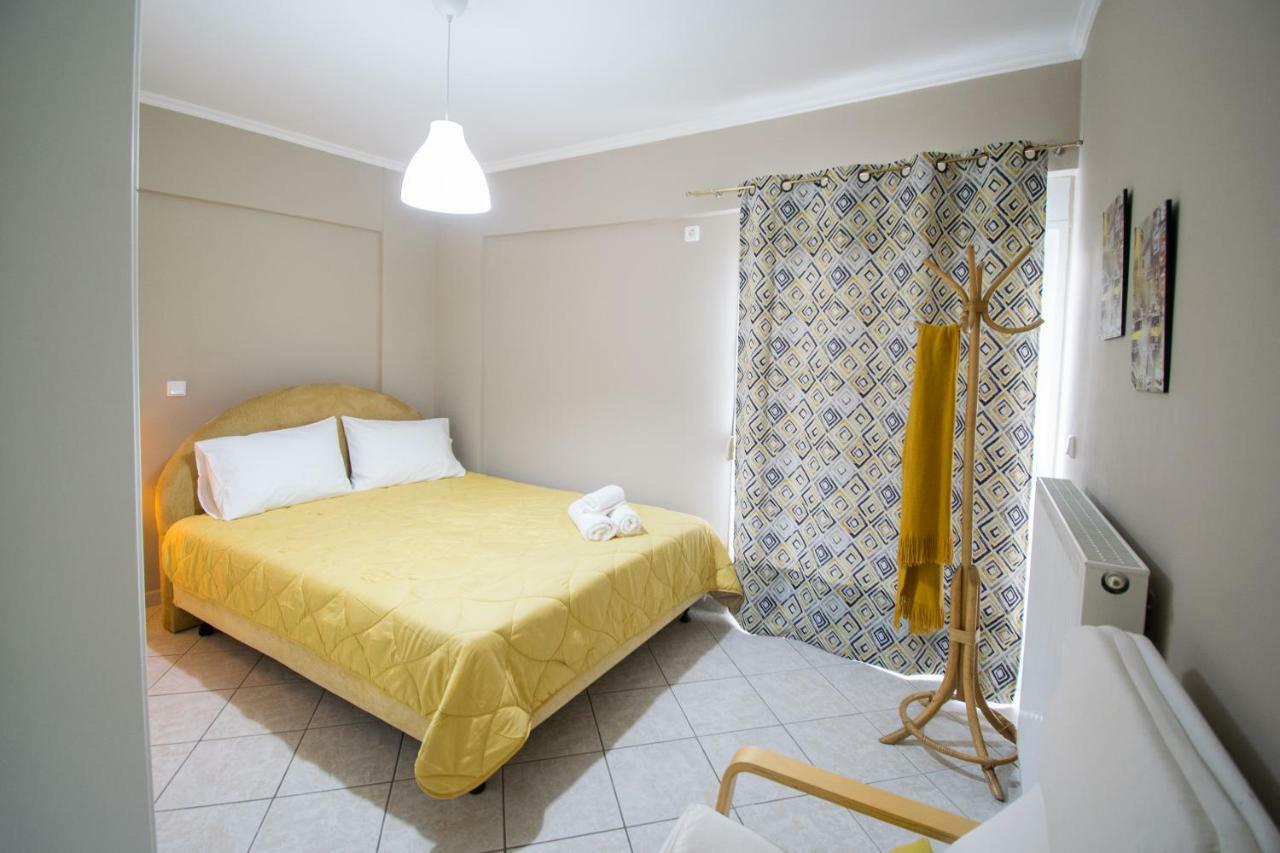 Betty'S Air+Port Sea Apartment Artemida  Exterior photo