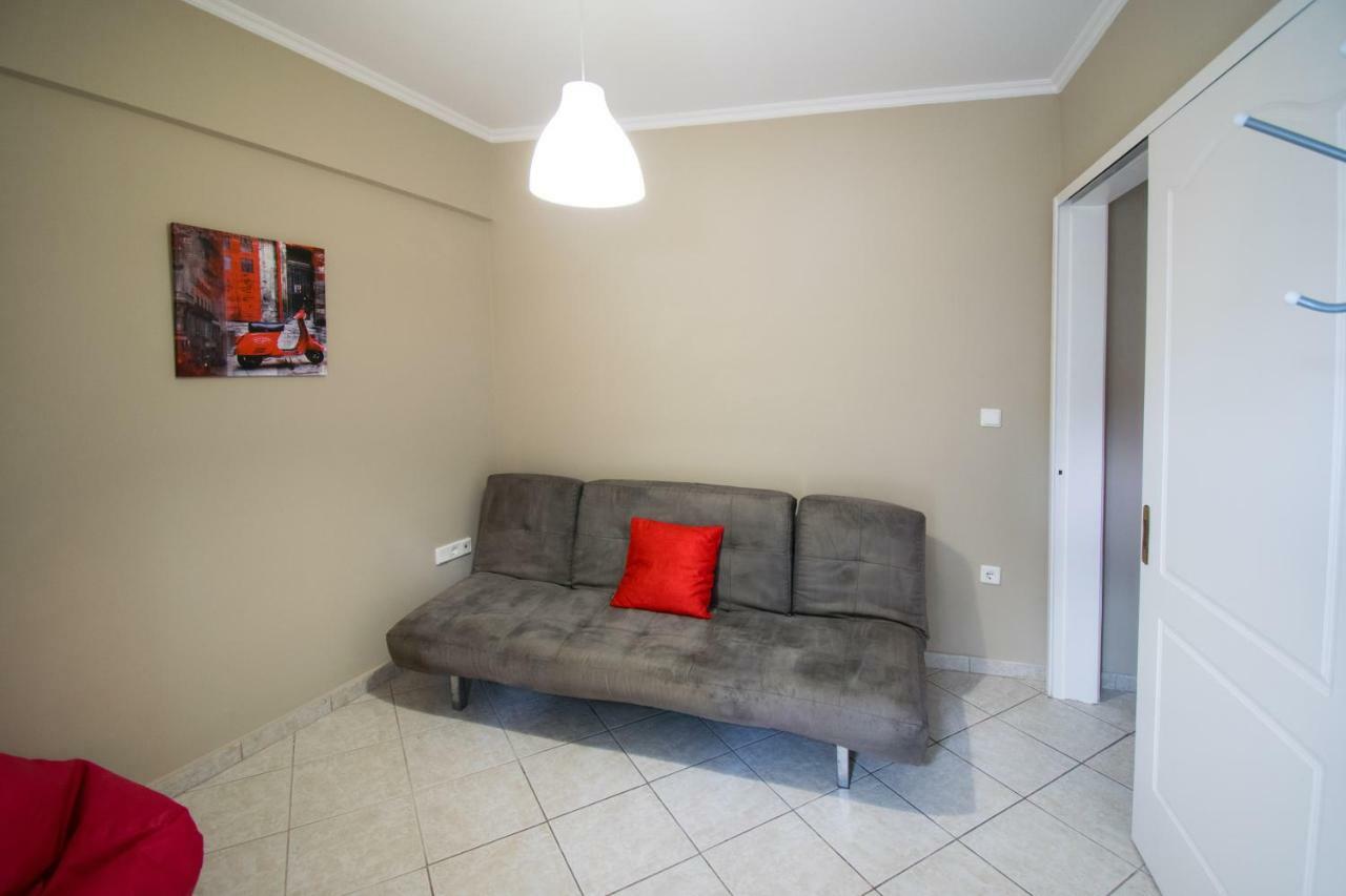 Betty'S Air+Port Sea Apartment Artemida  Exterior photo