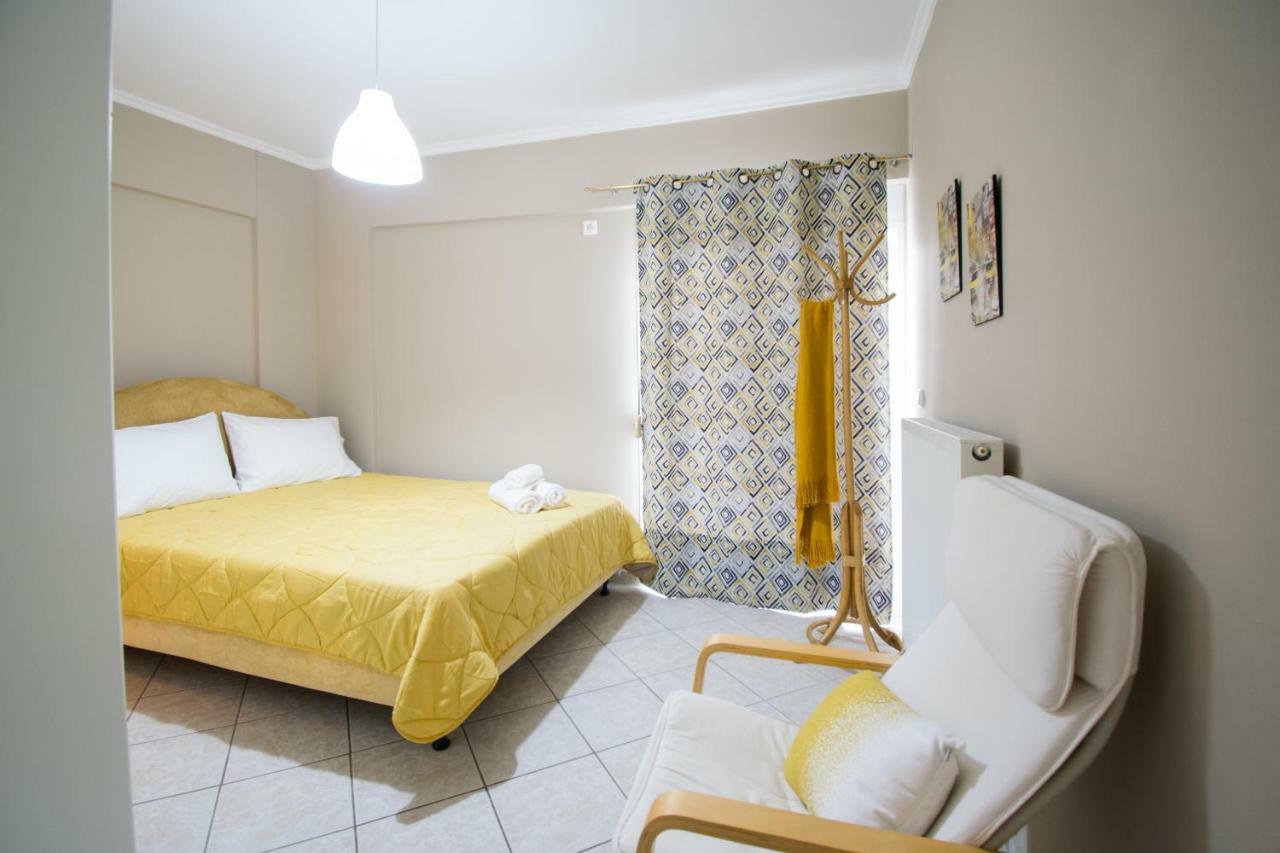 Betty'S Air+Port Sea Apartment Artemida  Exterior photo